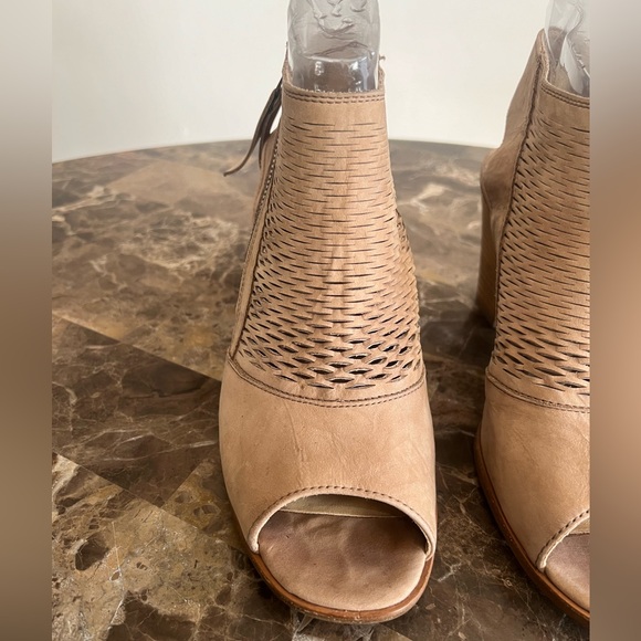 Paul Green Willow Peep Toe Sandal Bootie - Picture 2 of 15